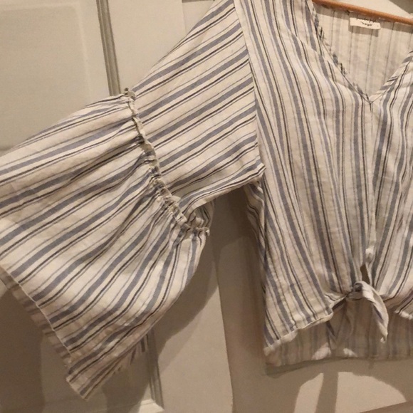 Flowy stripe shirt - Picture 2 of 4